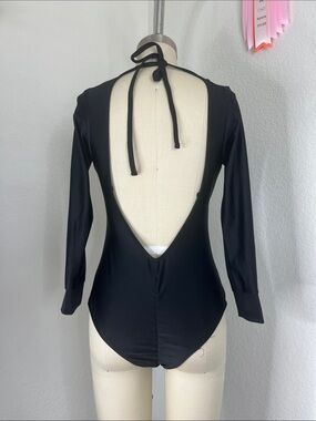 GlowNY Korean Long Sleeve Rashguard Open Back Tie Back Swimsuit Bathing Suit